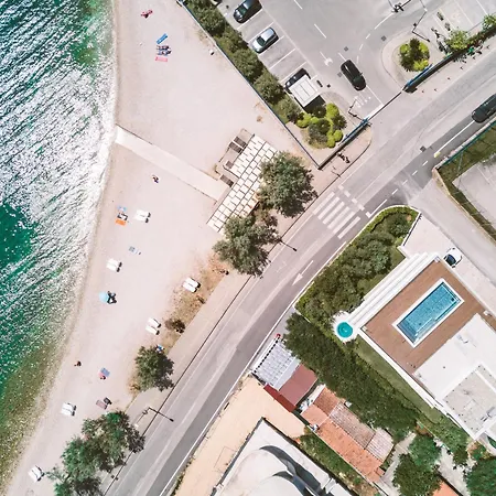 Borique Seafront Residences - Garden شقة زادار